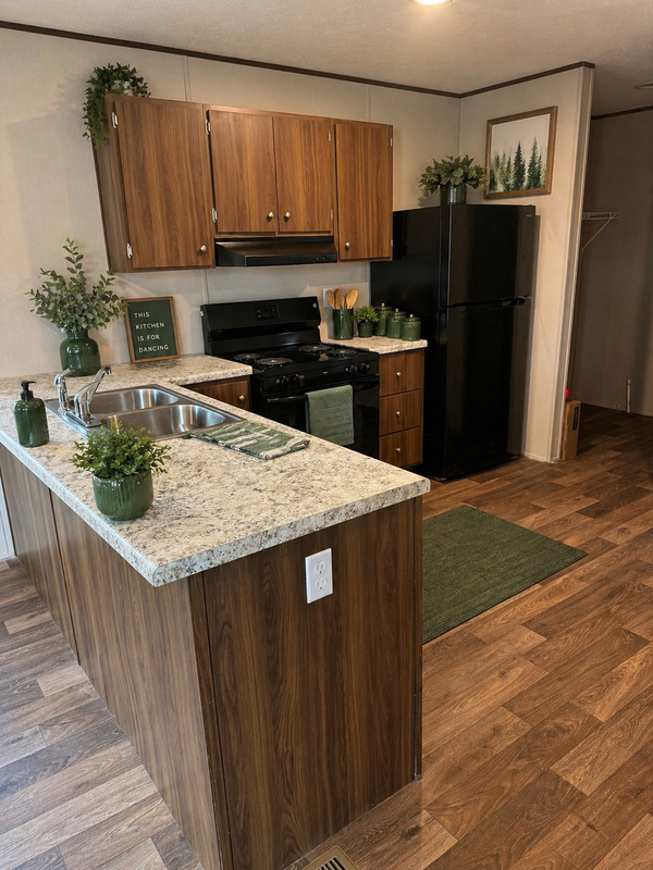 Sharpsburg House: 627 Anna Drive