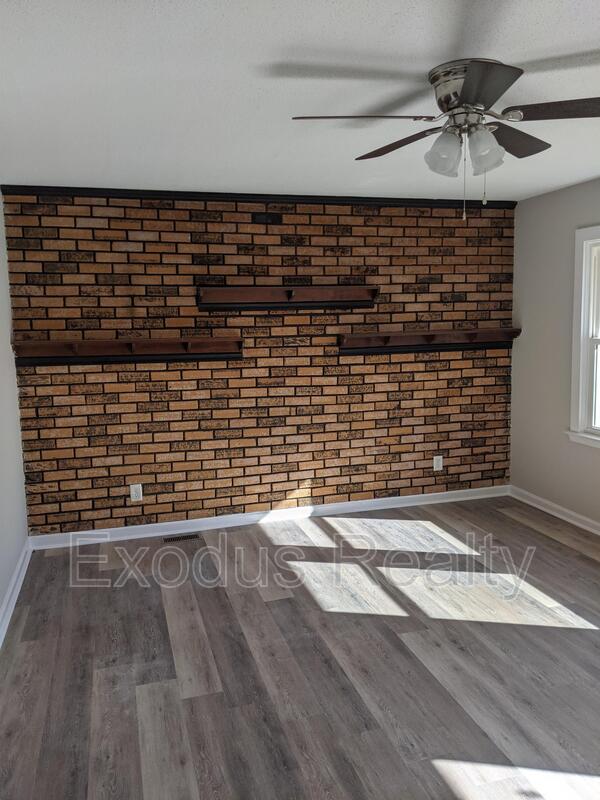 Sanford House: 401 Hickory