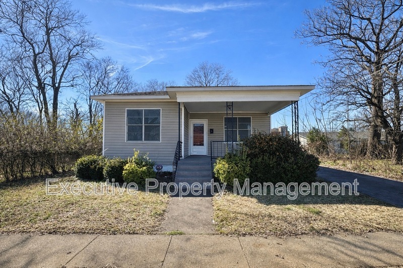 Birmingham House: 1126 Escambia Street