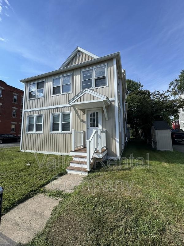 Northampton Condo: 20 Orchard Street - 2