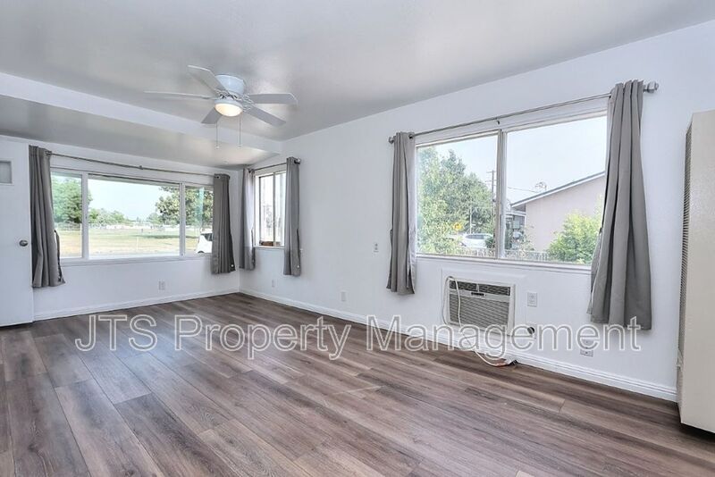 Carmichael Condo: 3517 Sue Pam Drive
