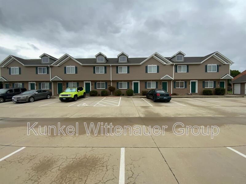 Mascoutah Condo: 704 F Fountain View