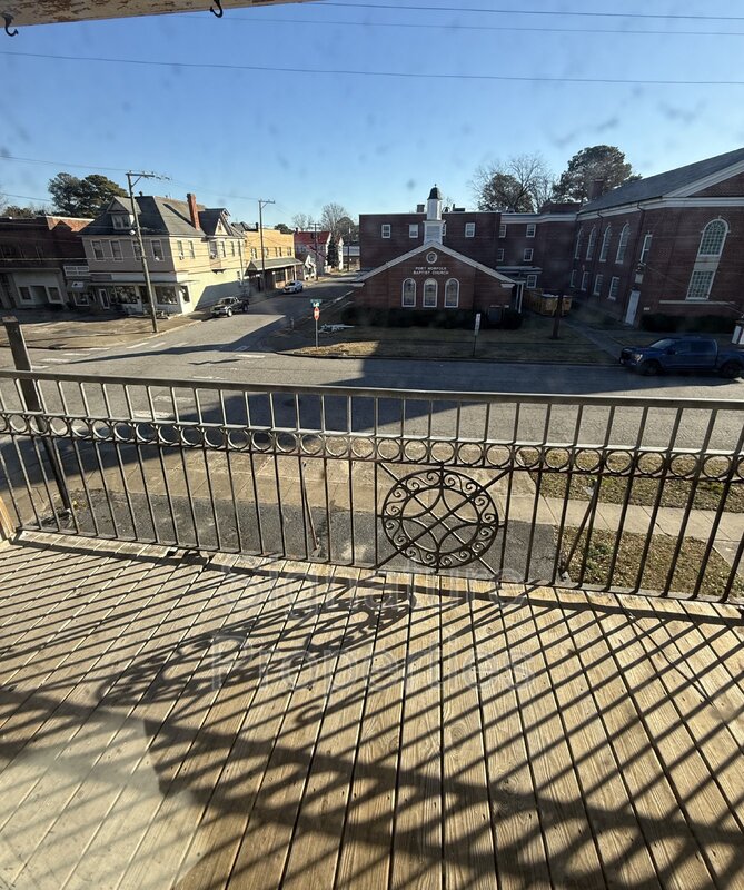 Portsmouth Condo: 2711 Detroit St