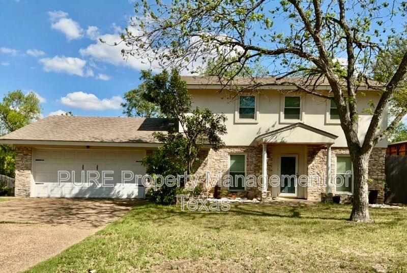 Austin House: 9103 Comburg Drive