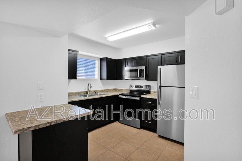Mesa Condo: 1712 East Pepper Circle