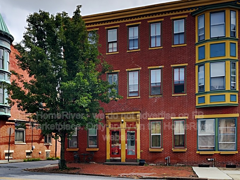 Harrisburg Condo: 253-255 North St