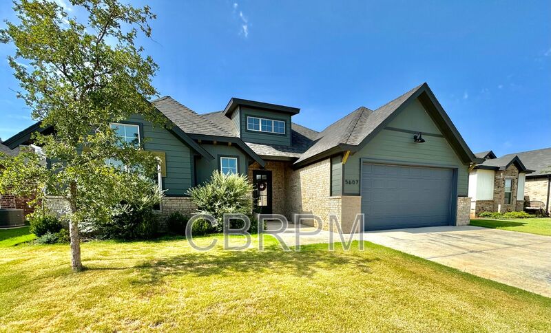 Lubbock House: 5607 117th Street