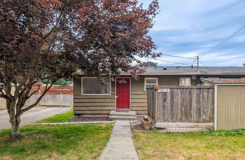 Everett Condo: 529 Madison St