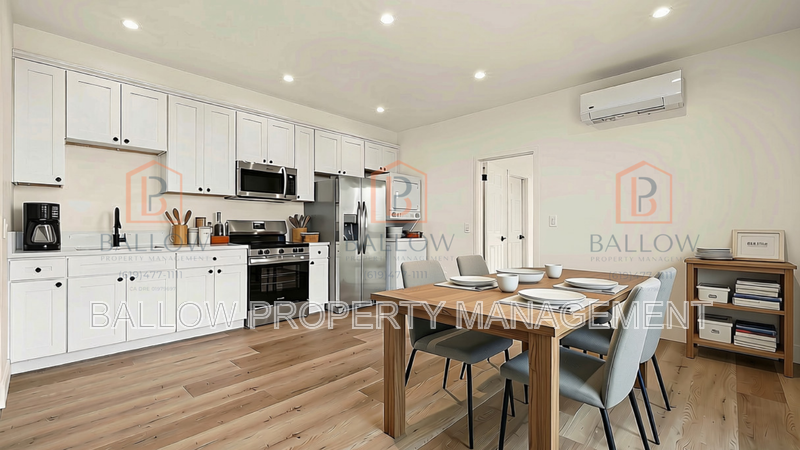 San Diego House: 2923 Ulric Street