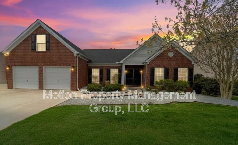 Concord House: 9693 Laurie Ave NW