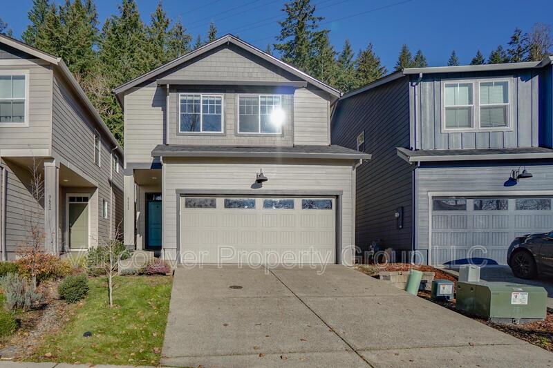 Camas House: 9448 N Chestnut Ct