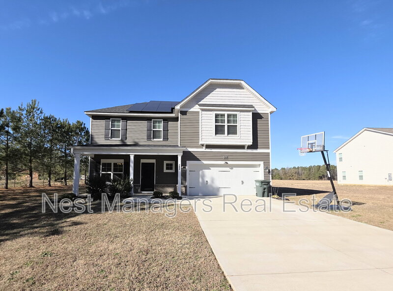 Fayetteville House: 7850 Rufus Johnson Road