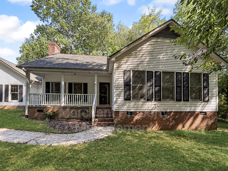 Greenville House: 44 Regent Drive