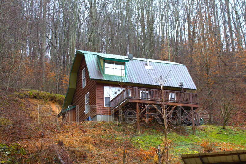 Marshall House: 904 Morgan Branch Road