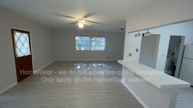 Cutler Bay House: 19531 Whispering Pines Rd