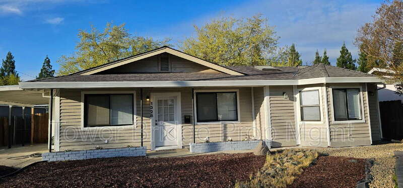 Folsom House: 1328 School St