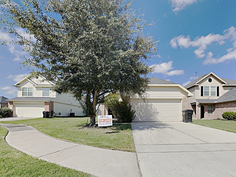 Houston House: 2415 Hiacintas Way