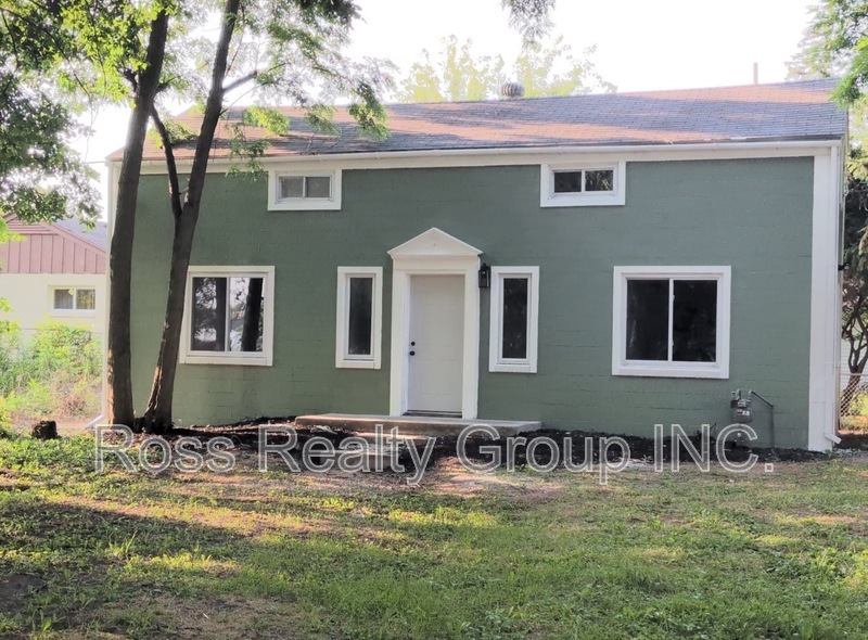 Toledo House: 5130 Prestler