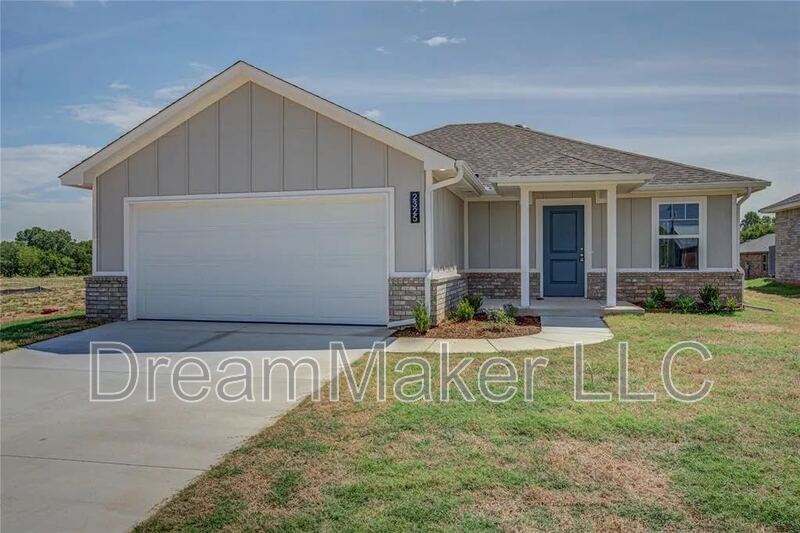 Chickasha House: 2325 S. 28th Terrace