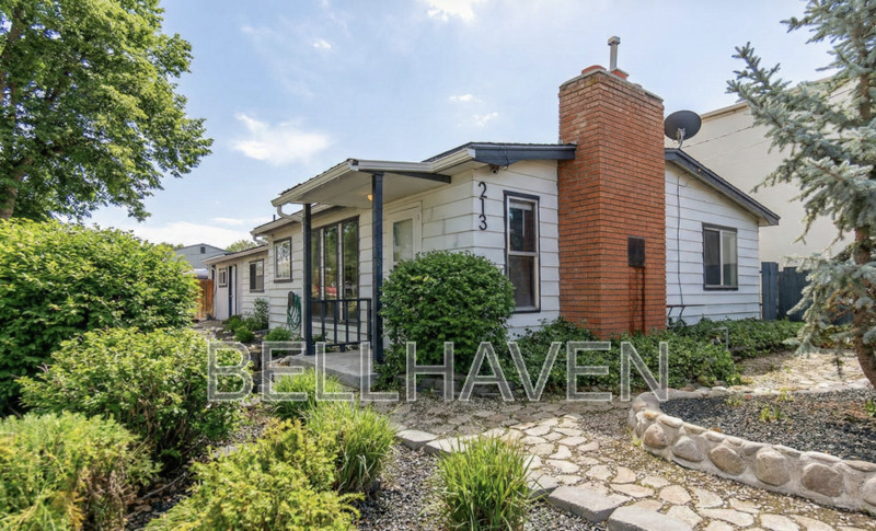 Garden City House: 213 W 37th St