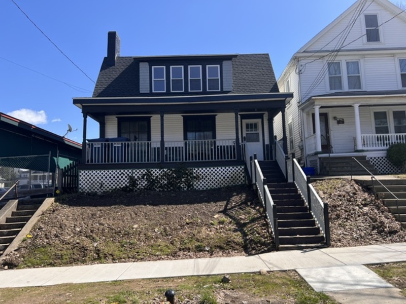 Syracuse Condo: 305 Tompkins Street - 1