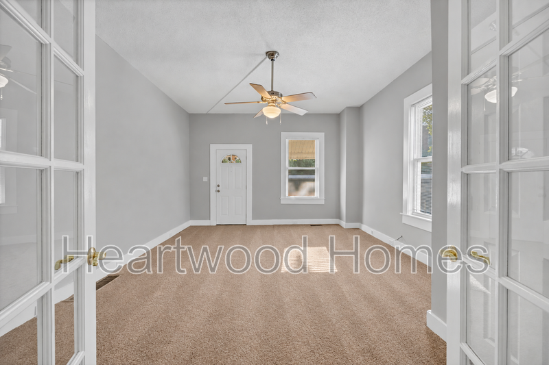 Columbia Condo: 117 Church Street