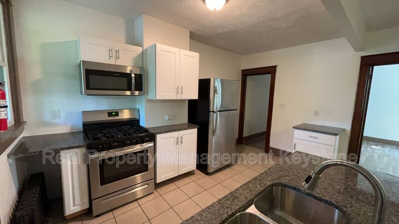 McKees Rocks Condo: 1247 Chartiers Avenue