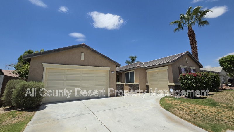 Indio House: 47471 Harbour Lights Ln