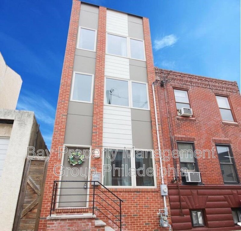Philadelphia House: 513 Manton St