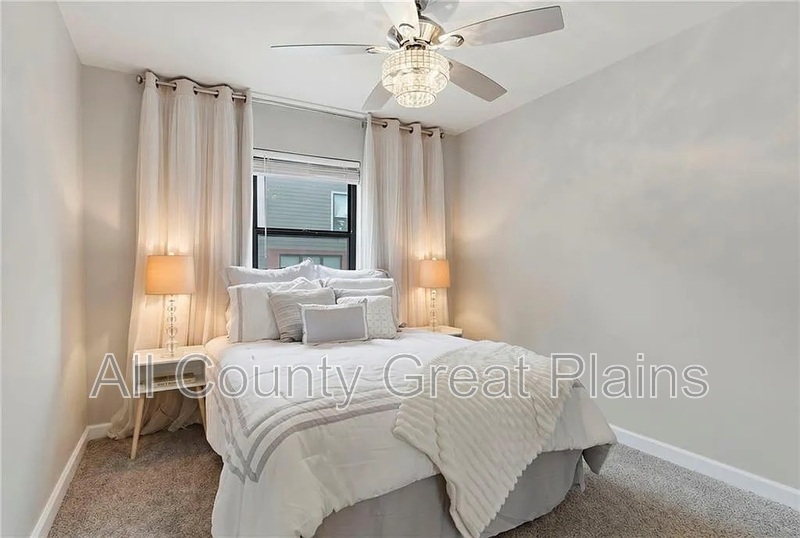 Main Rental Photo 10
