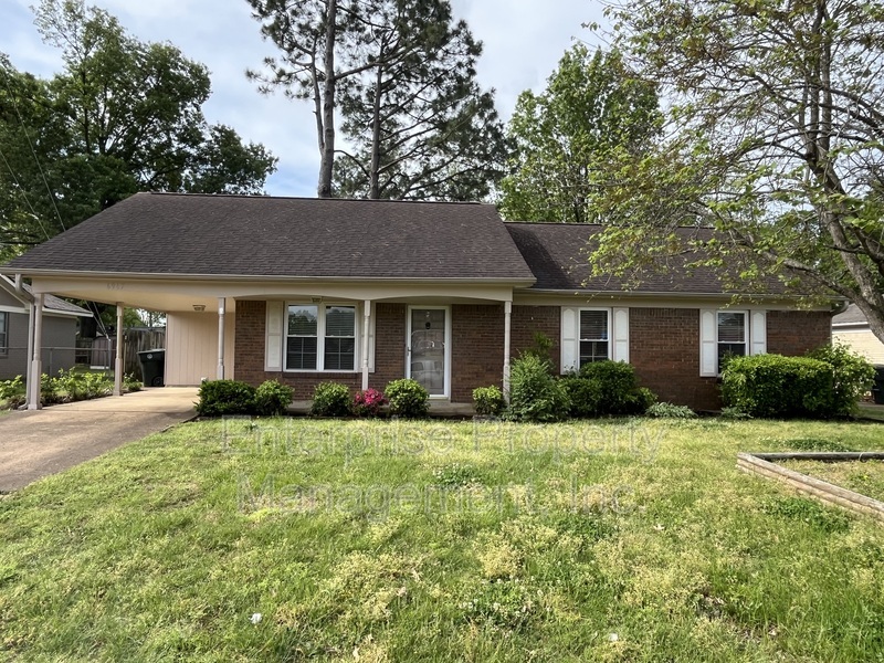 Memphis House: 6967 Dawnhill Rd