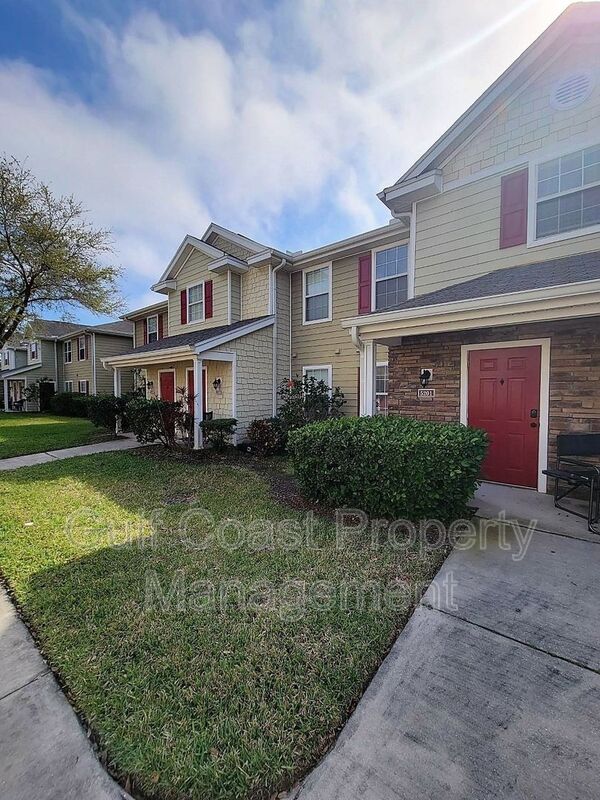 Bradenton Condo: 4850 51st St West - 5201