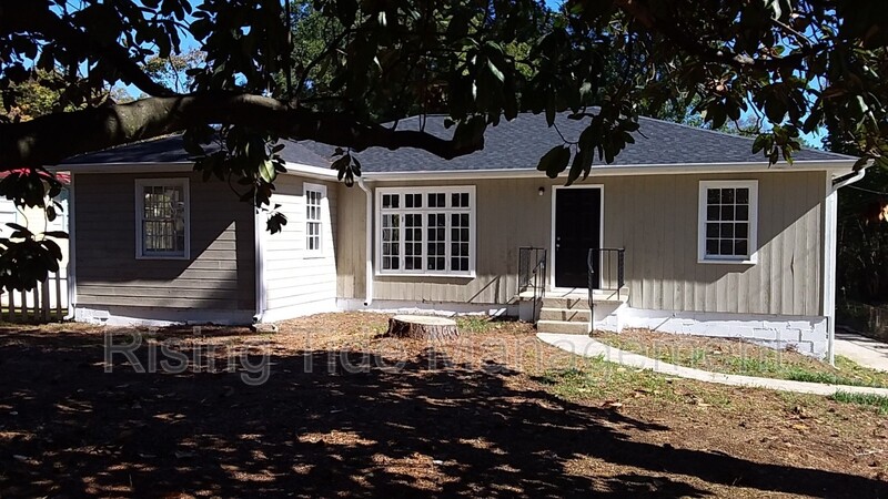 Birmingham House: 605 Robison Dr