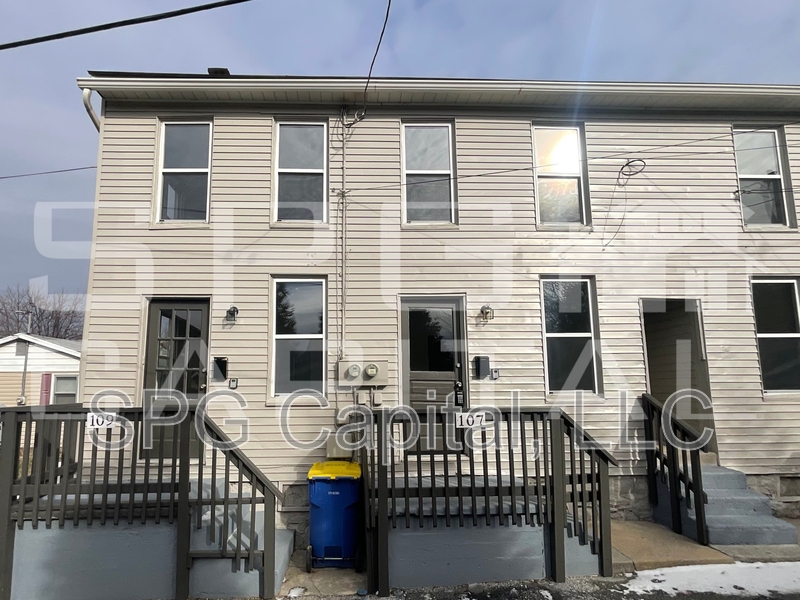 Middletown Condo: 103 Witherspoon Avenue - 107