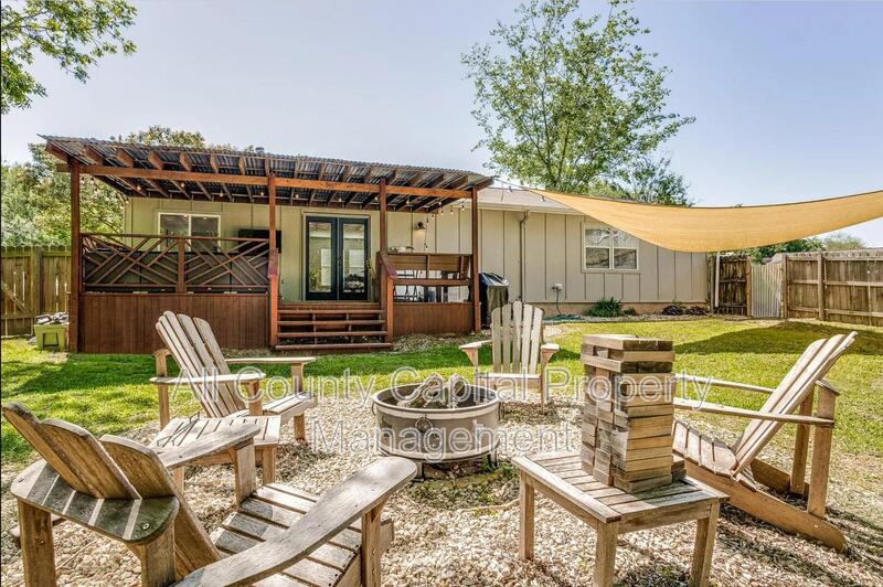 Main Rental Photo 17