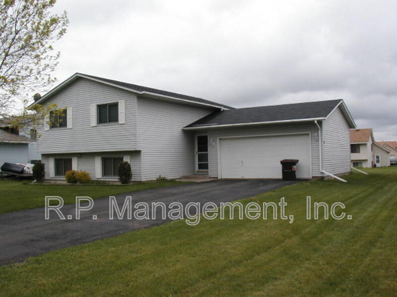 St Paul Park House: 1733 Lincoln Ave