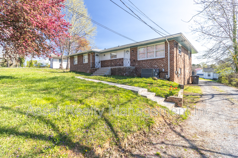 Knoxville Condo: 4802 Inskip Road - A