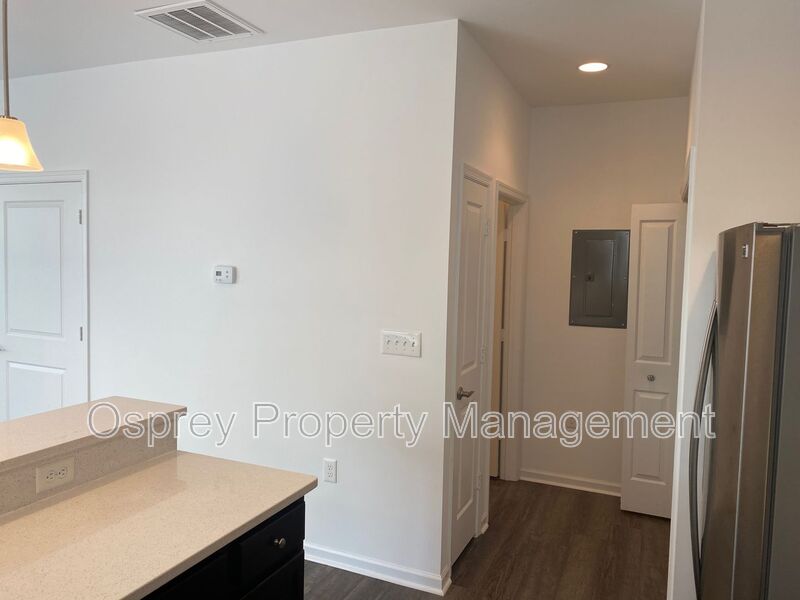 Stylish 2-Bedroom Condo in Spence Crossing - Photo 18