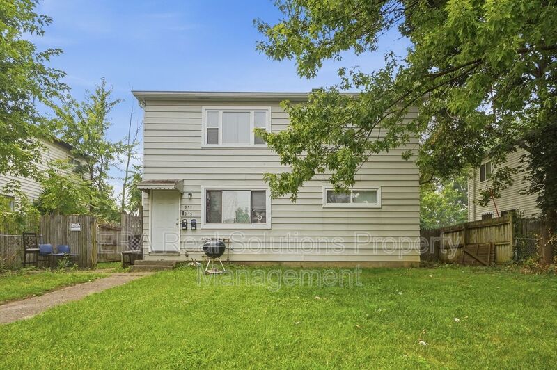Columbus Condo: 977 E 13TH AVE
