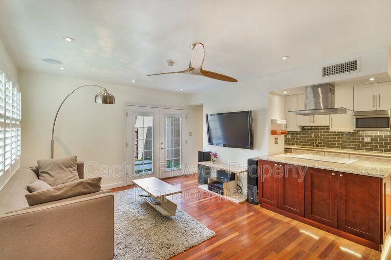 Scottsdale House: 4117 N 81st St