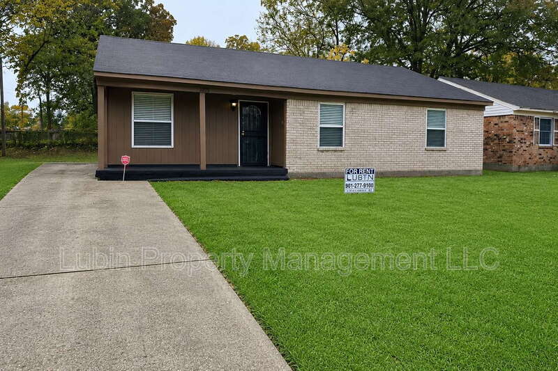 Memphis House: 1221 Tahoe Rd
