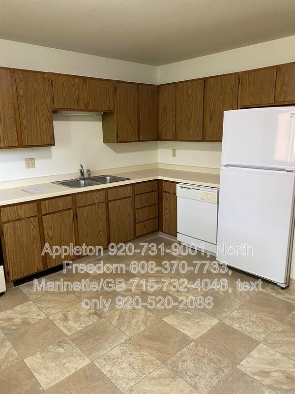 Baraboo Condo: 1115 12th Street #3
