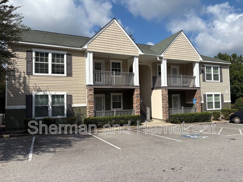 Aiken Condo: 3101 London Court, Apt 102