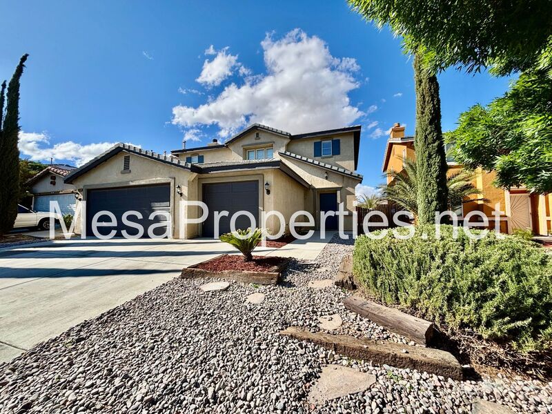Victorville House: 14350 Jackrabbit Ln.