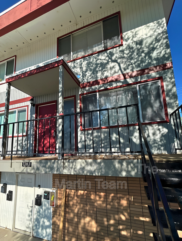 Reno House: 3287 Gypsum Road