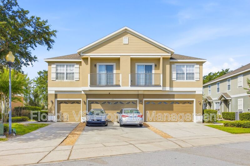 Kissimmee Townhome: 1995 Estancia Cir