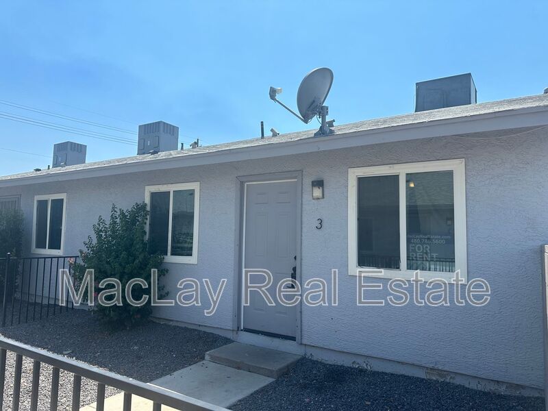 Phoenix Condo: 2918 E Roeser dr