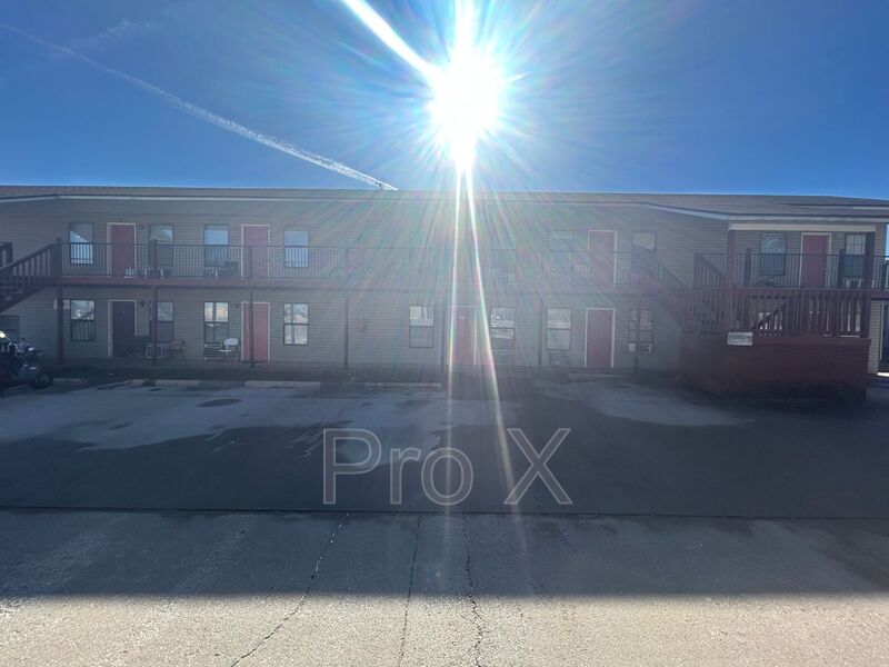 Springdale Condo: 1706 South Powell