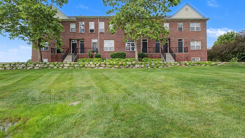 Sterling Heights House: 43018 Burlington Drive