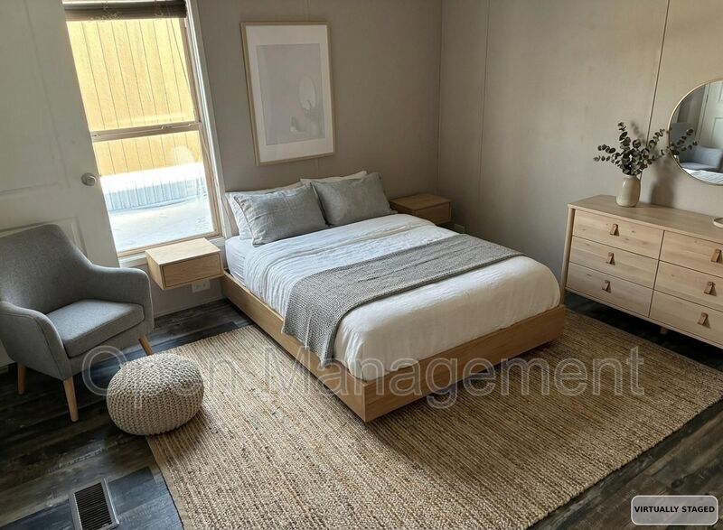 Whitewater House: 755 N. Tratt St #